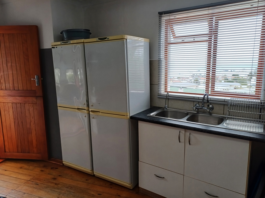4 Bedroom Property for Sale in Britannica Heights Western Cape